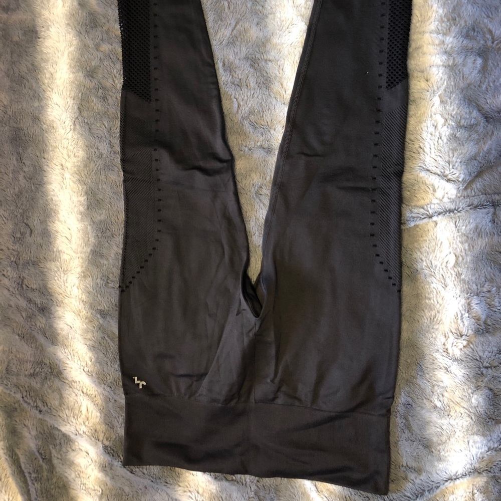 Gray leggings